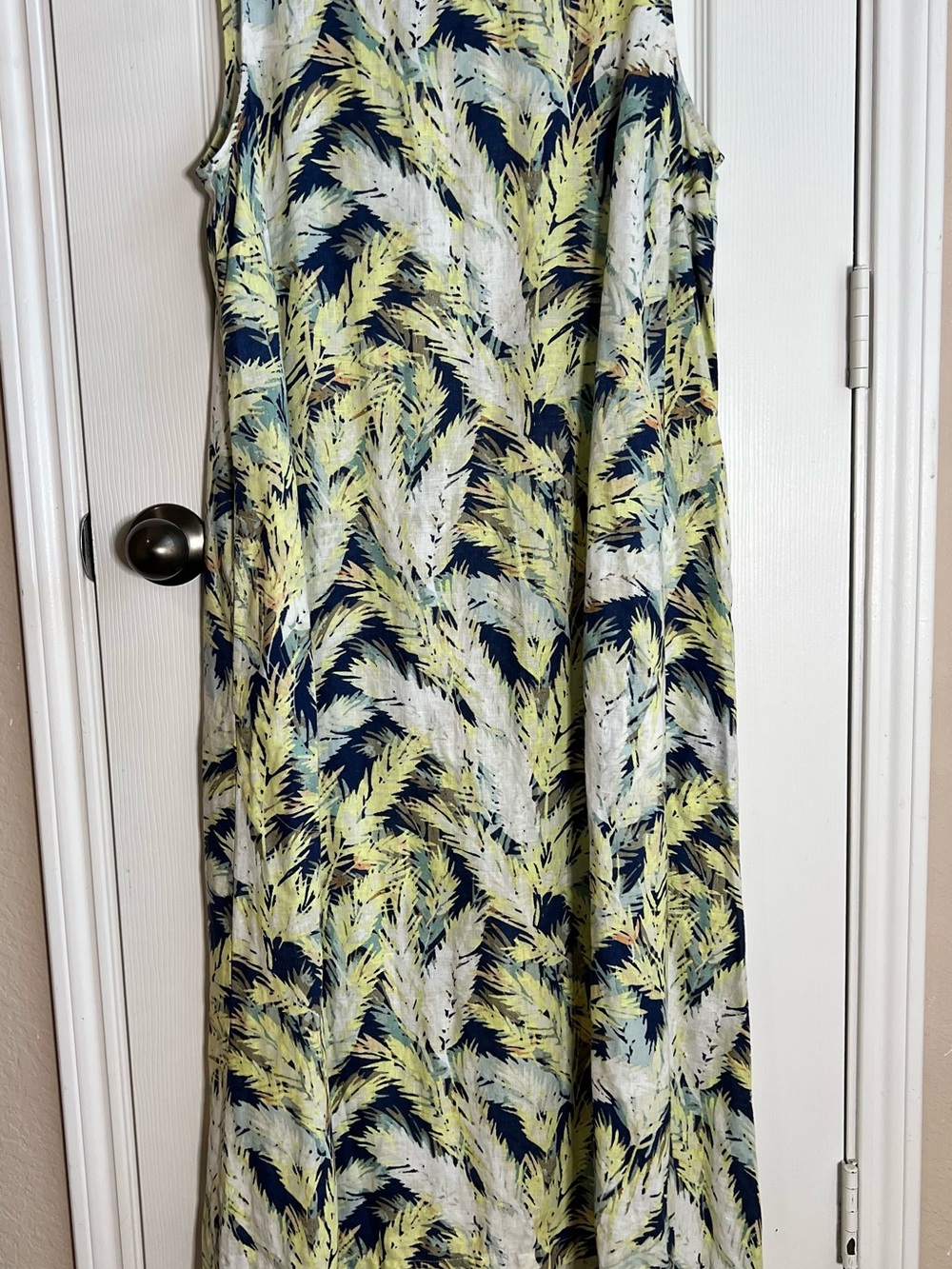 J. Jill Sleeveless Tropical Palm Print Midi Dress